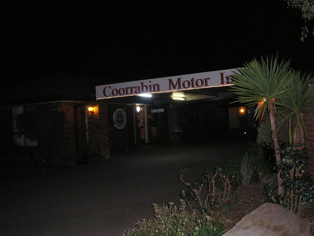 Coorrabin Motor Inn Stawell Ngoại thất bức ảnh